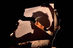 Подробнее о статье Театр «Les anges au plafond» привез спектакль «О сне, что был моей жизнью» на Образцовфест