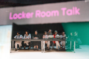 Подробнее о статье Спектакль «Locker room talk» в ЦИМ. Гендерные проблемы во всей театральной красе