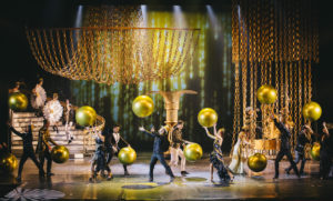 Подробнее о статье Мюзикл «Великий Гэтсби» в Мюзик Холле: праздник с двойным дном