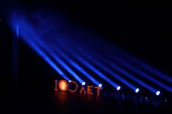 Торжественное открытие памятника Евгению Вахтангову и планы театра Вахтангова на юбилейный сезон