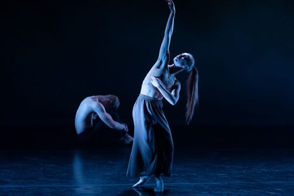 Дано мне тело — что мне делать с ним? Как в Воронежском Камерном театре танцуют Мандельштама