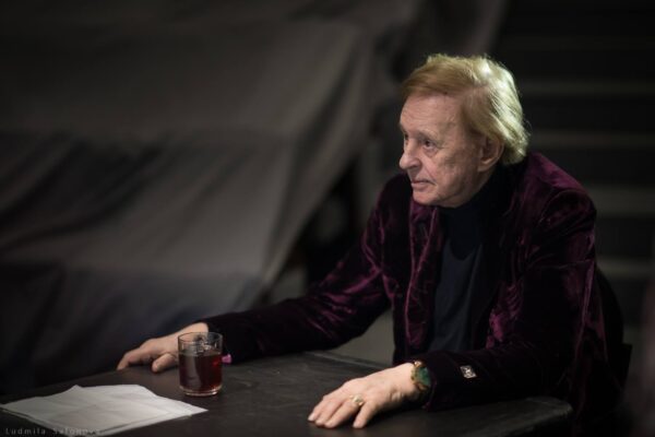 «Я – пессимист по знанию и оптимист по вере!». Памяти Романа Виктюка