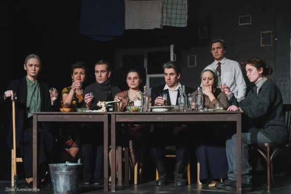 Спектакль «Вдовий пароход», Театр города М. Фоторепортаж