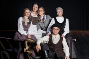 Подробнее о статье Мюзикл «‎Скрипач на крыше» в театре-фестивале «‎Балтийский дом» задевает все струны души