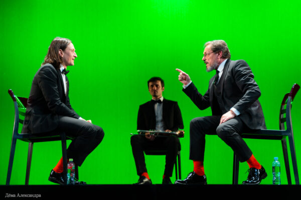 Юрий Чурсин и Игорь Скляр в спектакле «Эмигранты». Фоторепортаж