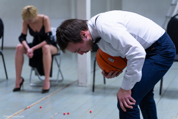 13 причин узнать правила баскетбола. Спектакль «13 первых правил баскетбола», театр «СТУДИЯ.project»