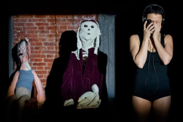 «Сохраняйте спокойствие, коридор скоро откроют». Спектакль «Считалка», театральный проект «Дочери Сосо»