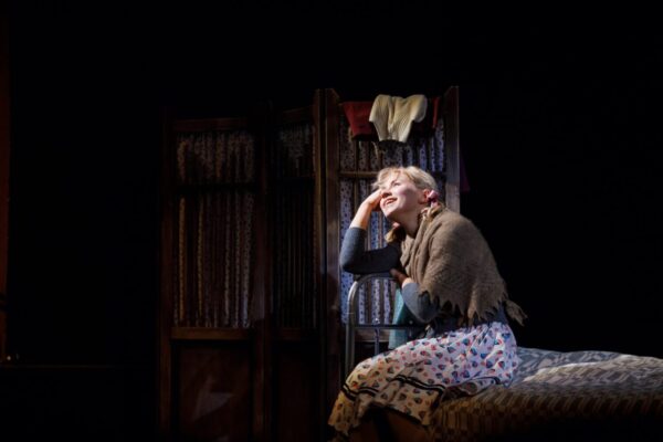 Лирическая комедия «‎Девчата» в «‎Балтийском доме»: рок-н-ролл на лесозаготовке