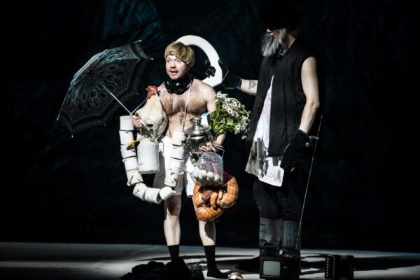 «Воскресение через человека…». Премьера спектакля «Левша» в Театре Наций