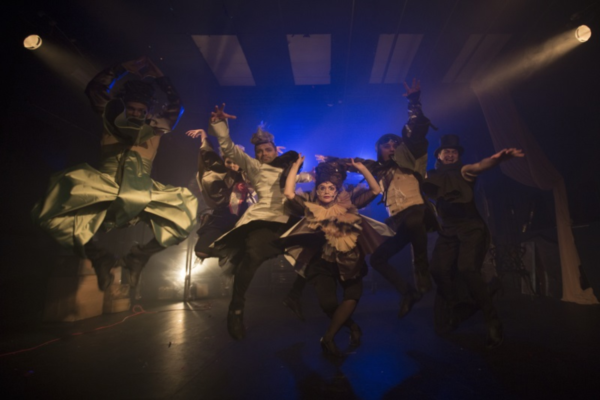 Спектакль-предчувствие «Мюссе. Белый дрозд»: единственный и неповторимо одинокий гений