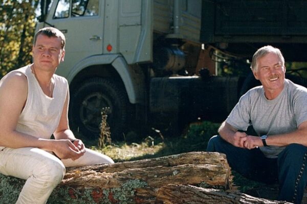 Герой хайвеев и автостопов: подборка фильмов про крутых парней