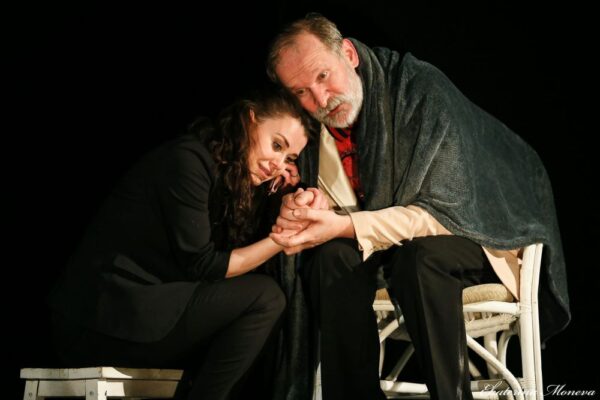 «Жизнь прекрасна!» Спектакль «Спасатель» в Театре Антона Чехова