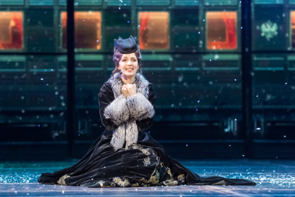 «Живите легче, легче, легче!..» Мюзикл «Анна Каренина» в Московском театре оперетты