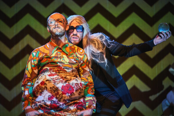 История об украденной жизни человека из коробочки: «Петерс» Андрея Прикотенко на фестивале «Балтийский дом»