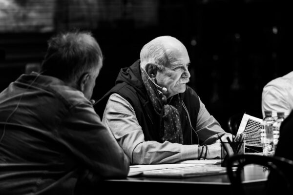 Закулисье спектакля «12» Никиты Михалкова. Фоторепортаж