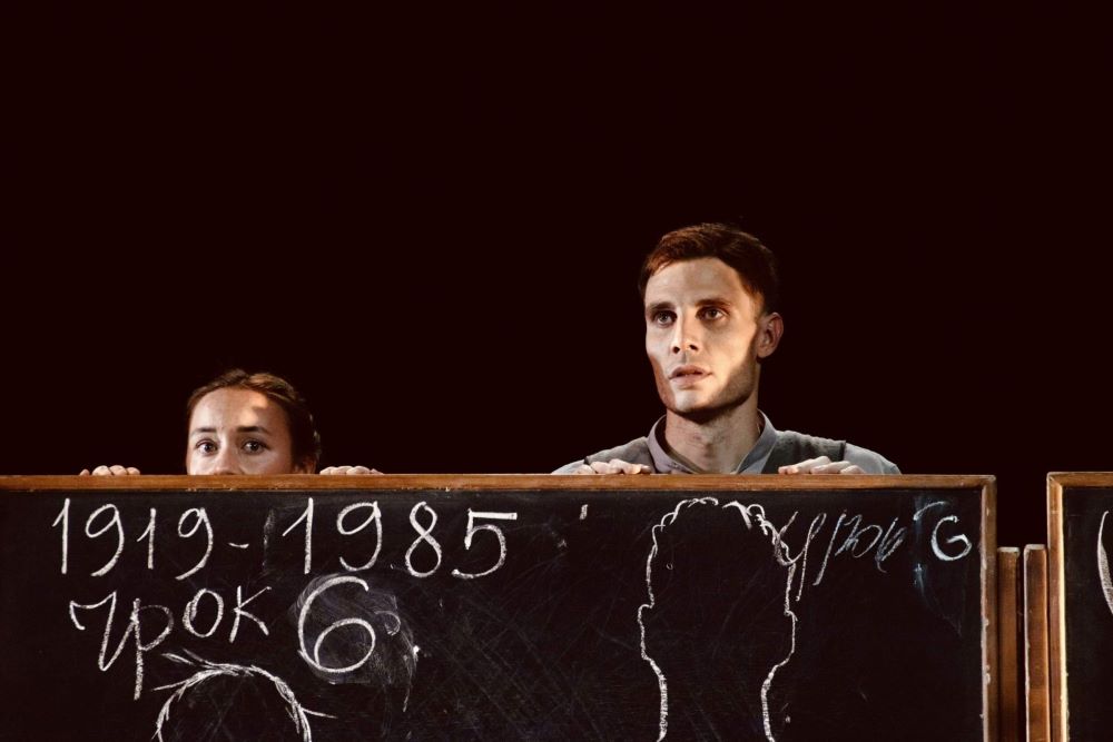 спектакль невозможное возможно. иммерсивный спектакль. книга невозможное возможно. спектакль невозможное возможно. спектакль невозможное возможно.