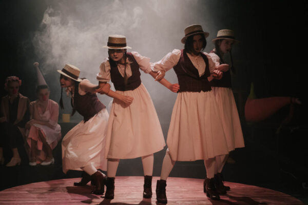 Спектакль «ТЭМ», Театр города М. Фоторепортаж