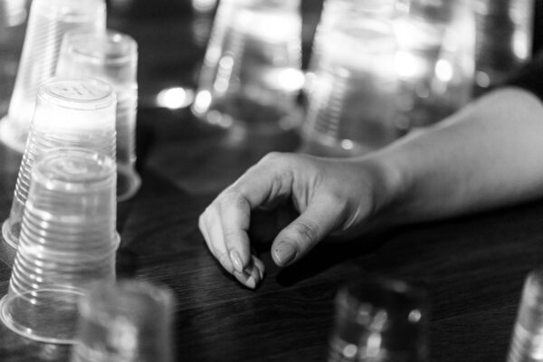 Обманутое доверие. Спектакль о том, почему дети уходят из семьи