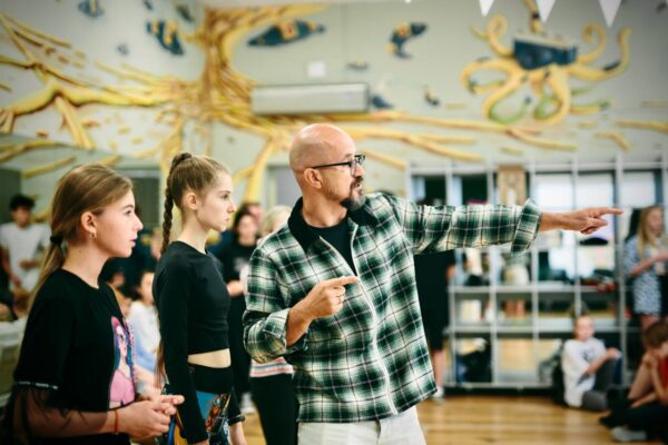 Грандиозная премьера музыкального шоу «Пламенные сердца» о спасателях