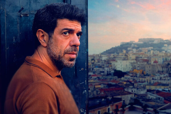 Молитва о возвращении. На российские киноэкраны выходит новый фильм «Ностальгия» итальянского режиссёра Марио Мартоне