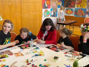 Подробнее о статье Старт инклюзивного проекта «Социализация детей с синдромом Дауна средствами искусства»