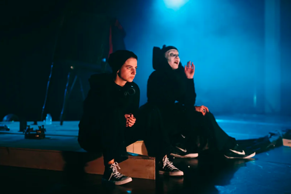 Вечный конфликт становится личным. «Принц в корзине» Театрального проекта 27, режиссер Владислав Тутак