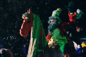 Подробнее о статье Новогодняя программа в Мира центре (Суздаль)