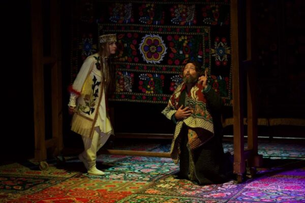 Прогрессивный восток. Спектакль «Птица Кахна», Московский государственный историко-этнографический театр