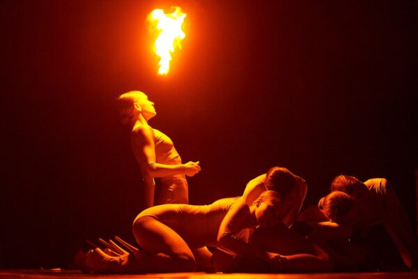 Танцевальный спектакль «Портрет Дориана Грея. Frame Up версия». Когда: 14 апреля