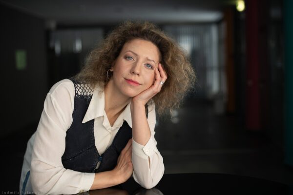«Интереснее всего то, что не получается». Интервью с актрисой Полиной Шустаревой