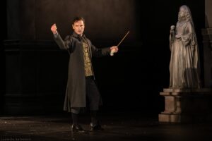 Подробнее о статье Моцарт и Сальери: гений и… «Амадей» в Театре Вахтангова