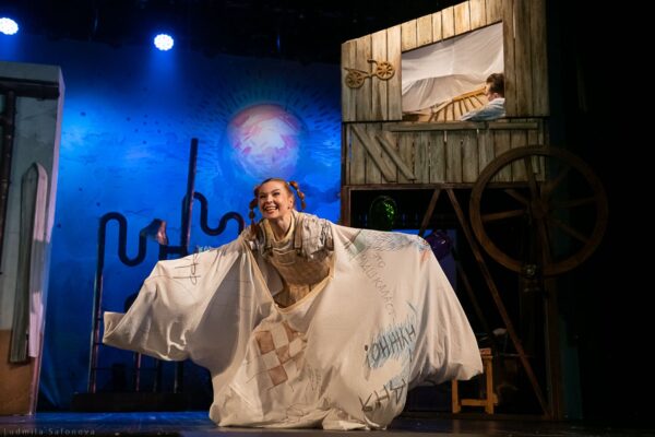 Премьера в Театре РОСТА. Мюзикл «Цветик-семицветик». Фоторепортаж