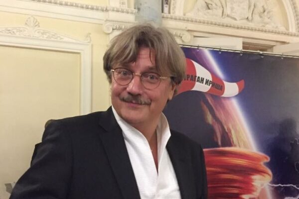 Интервью с режиссёром премьерного спектакля в Театре Антона Чехова «Не понравится – уйду!» Андреем Максимковым