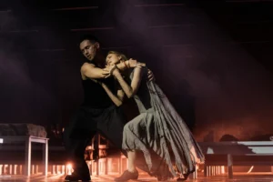 Подробнее о статье «Открылась бездна, звёзд полна». В Театре имени Гоголя разыгралась «Гроза»