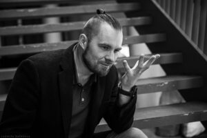 Подробнее о статье «Все это по любви…» Интервью с заведующим художественно-постановочной частью Центра театра и кино п/р Никиты Михалкова Иваном Неделяевым