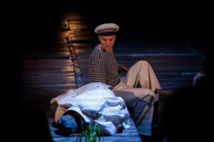 Подробнее о статье Театр на Таганке открыл сезон премьерой спектакля «Причал»