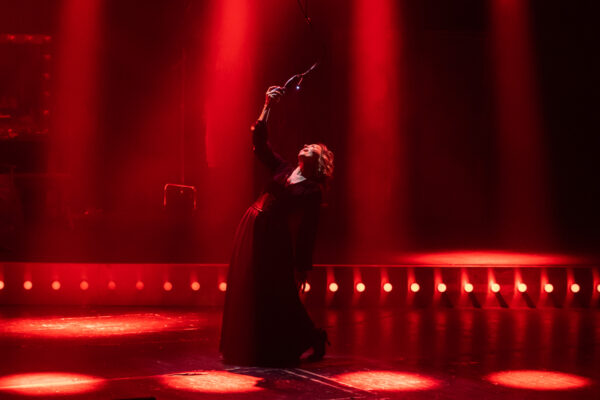 Любви бушующее пламя. Спектакль «Последняя весна» в «Центре театра и кино п/р Никиты Михалкова»