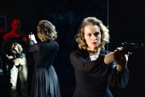 Подробнее о статье Премьера спектакля «Последняя весна» в «Центре театра и кино под руководством Никиты Михалкова»