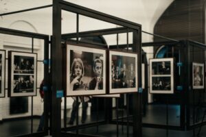 Подробнее о статье Помним свои корни. Открытие сезона и спектакль «Кваша: А вдруг?» в театре «Современник»