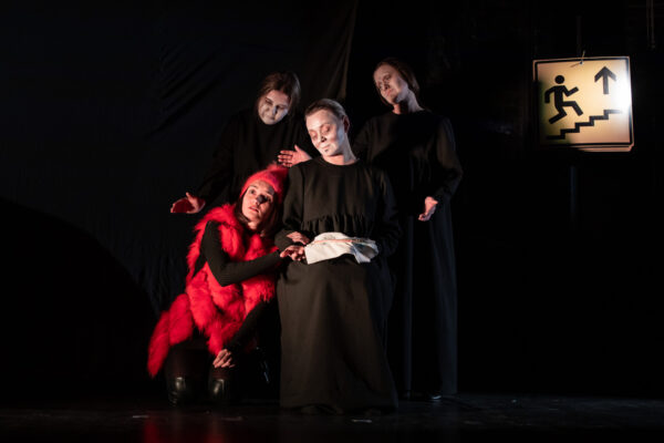 «Человек в закрытой комнате» в рамках фестиваля «Биеннале театрального искусства. Уроки режиссуры» 2023