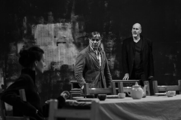 Человеку нужен человек! ШДИ готовит премьеру спектакля «С вечера до полудня»