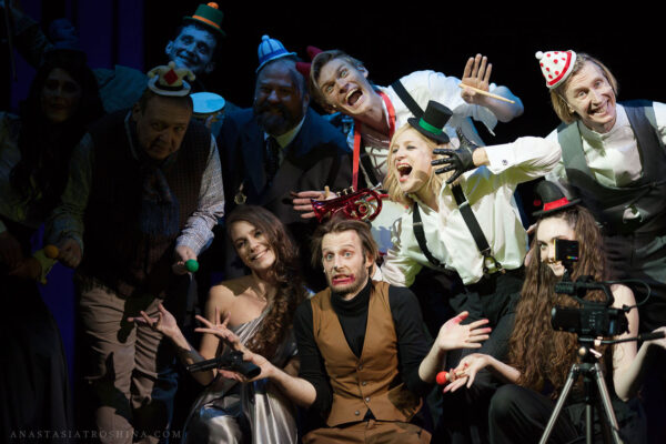 Премьера в Театре Гоголя. Спектакль «Игроки. Иллюзия». Фоторепортаж