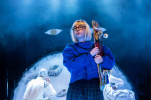 Подробнее о статье «Мы – лишь немного глупости, смеха, мыслей телесных, а в середине – звук пустоты». Спектакль «Соня-9», МХТ им.Чехова