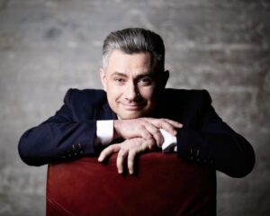 Подробнее о статье «Пустоты в искусстве не бывает!» Интервью с актером Александром Коврижных