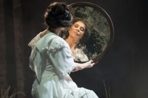 Подробнее о статье «По Руси» – премьера на Симоновской сцене Театра Вахтангова