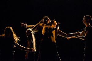 Подробнее о статье Выпускные показы хореографов «Академии Нового танца»