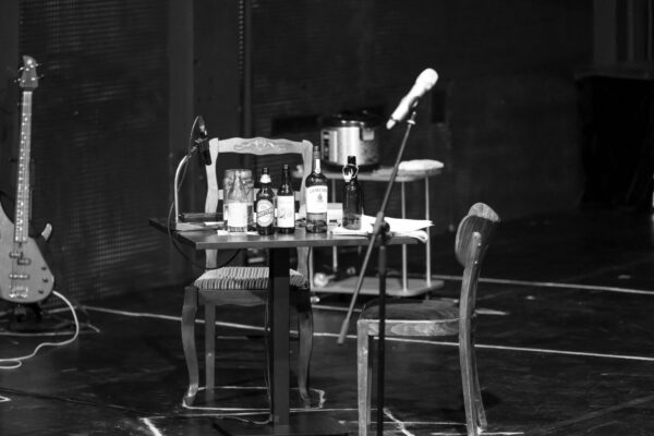 Алиса в стране снов. Эскиз «Роза, Вера и Алиса»  в театре Шалом