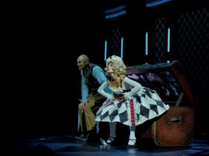 Подробнее о статье Переиграть Гоголя. Спектакль «Игроки», Театр Сатиры