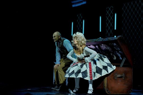 Переиграть Гоголя. Спектакль «Игроки», Театр Сатиры