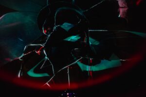 Подробнее о статье Галерея «Цифергауз» приглашает на премьеры новых аудиовизуальных перформансов из цикла «Слияние»